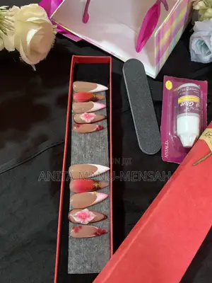 Customized Nail Press Ons