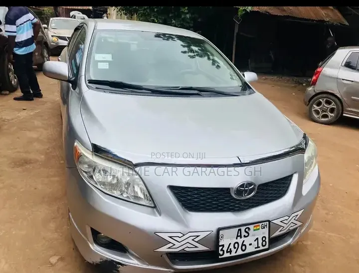 Toyota Corolla 2018 Silver