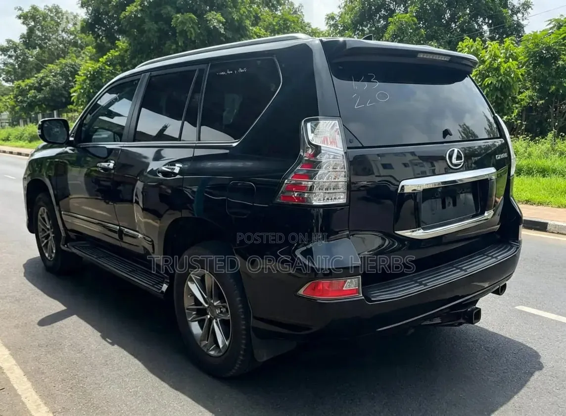 Lexus GX 2016 Black