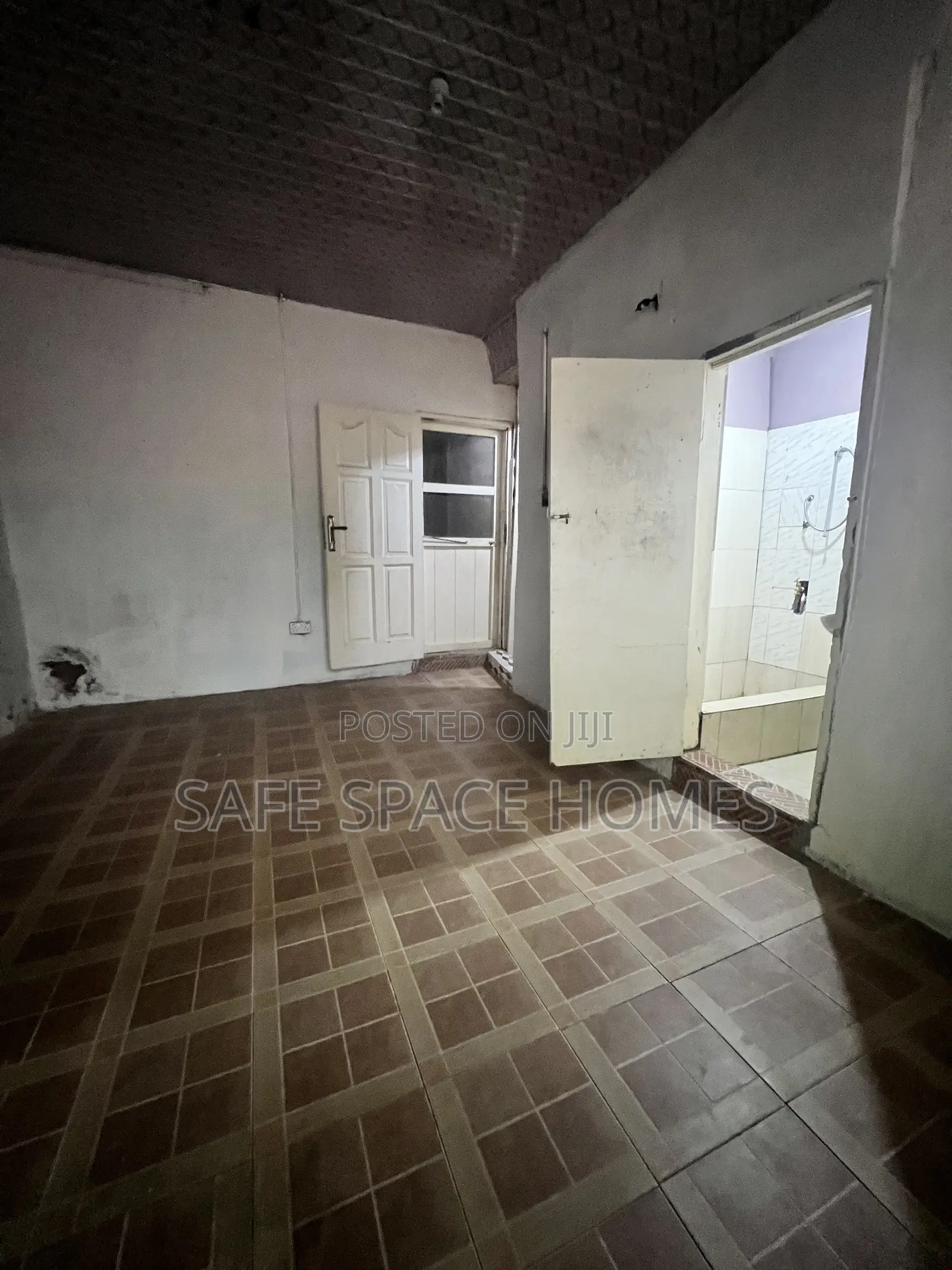 1bdrm Apartment in Burma Camp for rent
