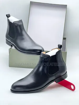 Men's Black Leather Chelsea Boots