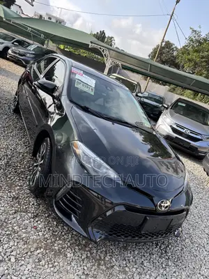 Toyota Corolla XSE (1.8L 4cyl 2A) 2018 Black