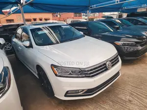 Volkswagen Passat 1.8T SE 4dr Sedan (1.8L 4cyl) 2017 White