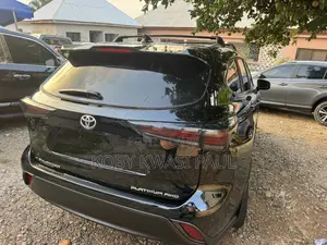 Toyota Highlander Platinum AWD 2023 Black