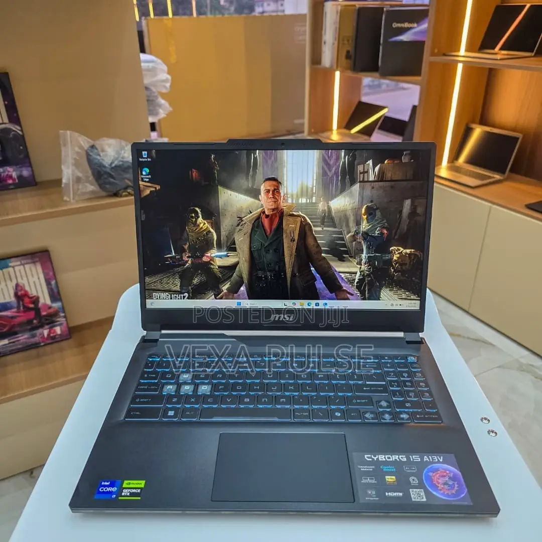 Laptop MSI Cyborg 15 32GB Intel Core i7 SSD 512GB