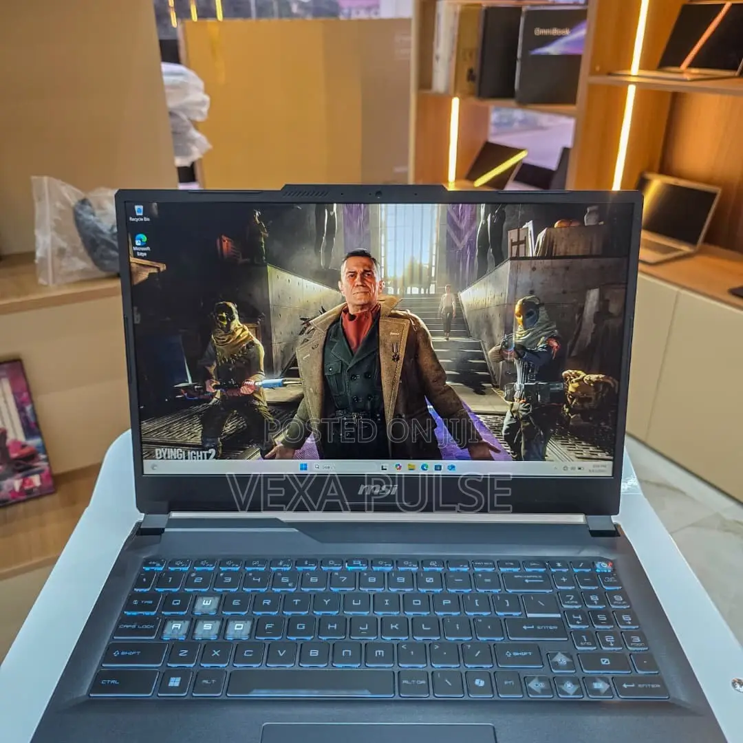 Laptop MSI Cyborg 15 32GB Intel Core i7 SSD 512GB
