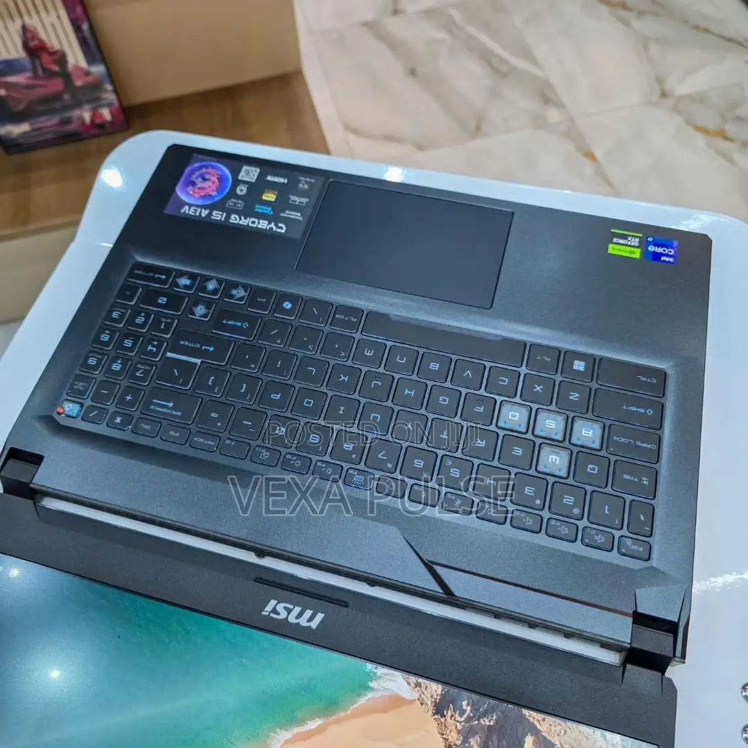 Laptop MSI Cyborg 15 32GB Intel Core i7 SSD 512GB