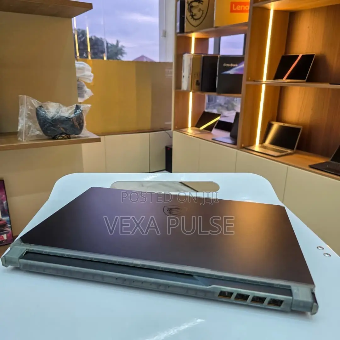 Laptop MSI Cyborg 15 32GB Intel Core i7 SSD 512GB