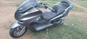 Yamaha Majesty 2010 Black
