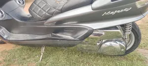 Yamaha Majesty 2010 Black