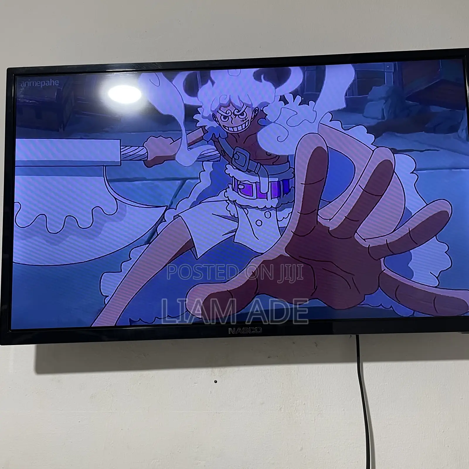 Nasco 30 Inch TV for Sale at Cool Price