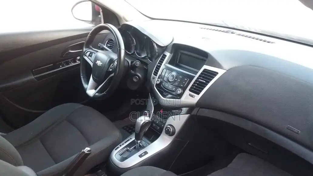 Chevrolet Cruze 2013 Silver