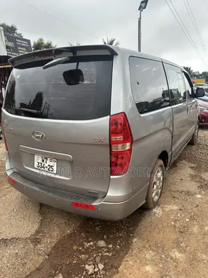 Hyundai Starex 2014 Grey