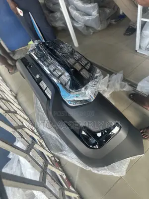 Toyota Hilux Front Bumper Complete 2017,2018,2019,2020,2021-2024