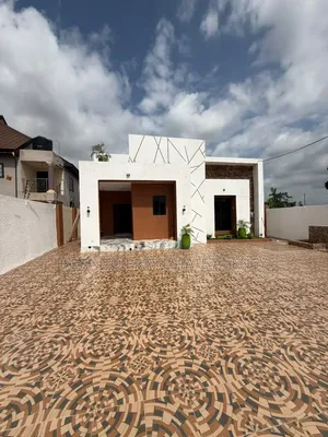 Furnished 4bdrm House in Born To Pray Estate, Ejisu-Juaben Municipal