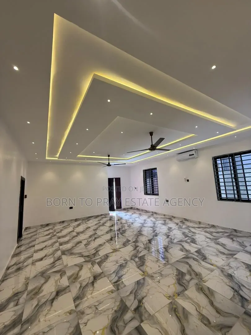 Furnished 4bdrm House in Born To Pray Estate, Ejisu-Juaben Municipal