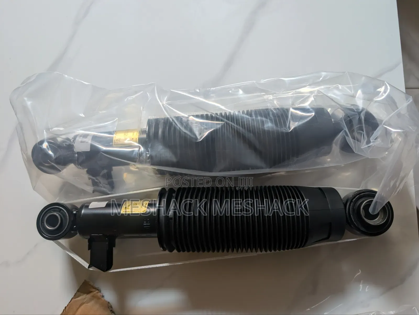 Hyundai Santa Fe Back Shock And