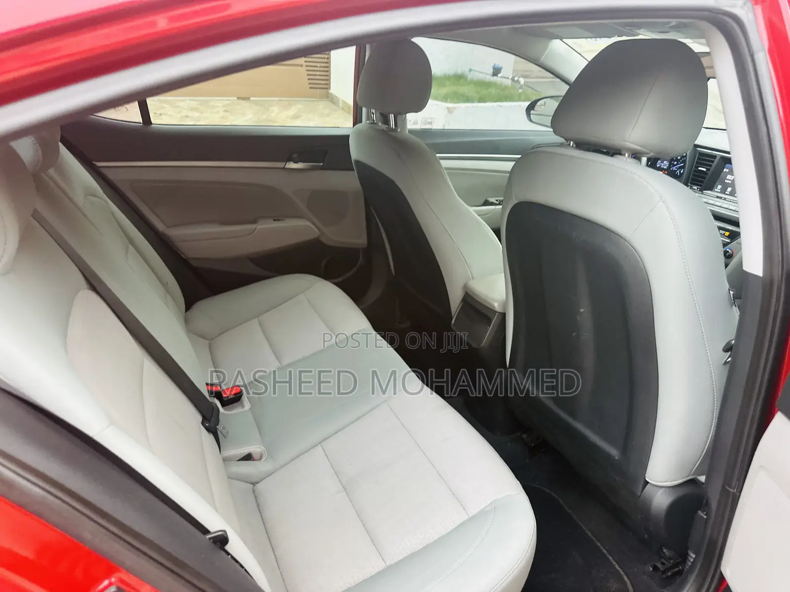 Hyundai Elantra SE Sedan FWD (2.0L 4cyl 6M) 2017 Red