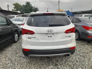 Hyundai Santa Fe 2015 White