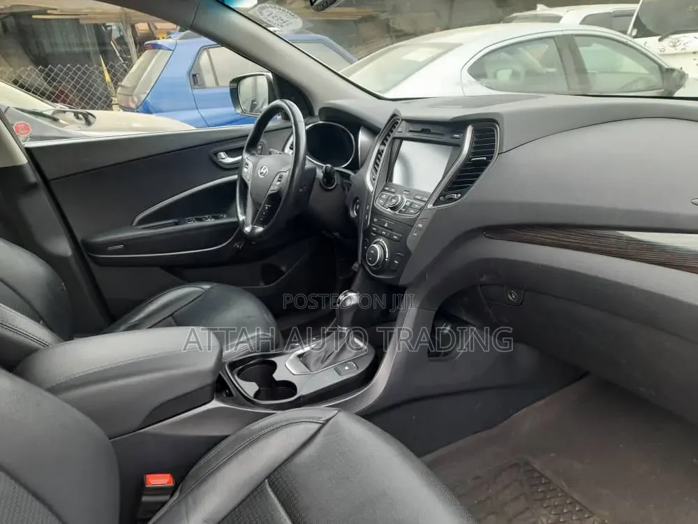 Hyundai Santa Fe 2015 White