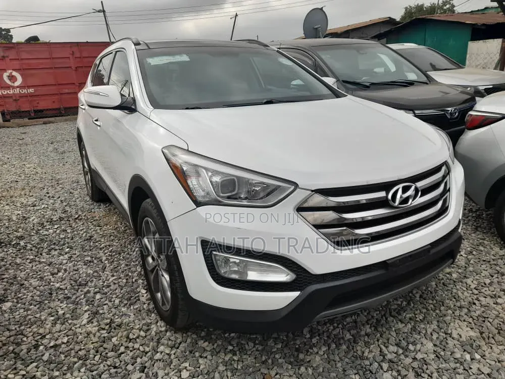 Hyundai Santa Fe 2015 White
