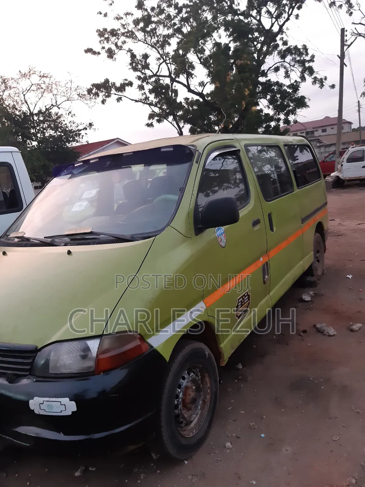 Toyota HiAce 2012 Green