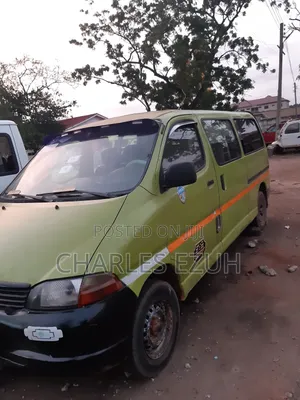 Toyota HiAce 2012 Green