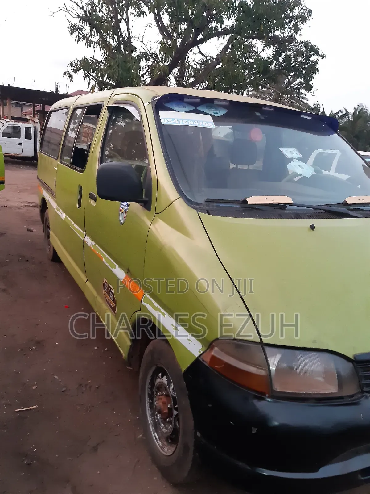 Toyota HiAce 2012 Green