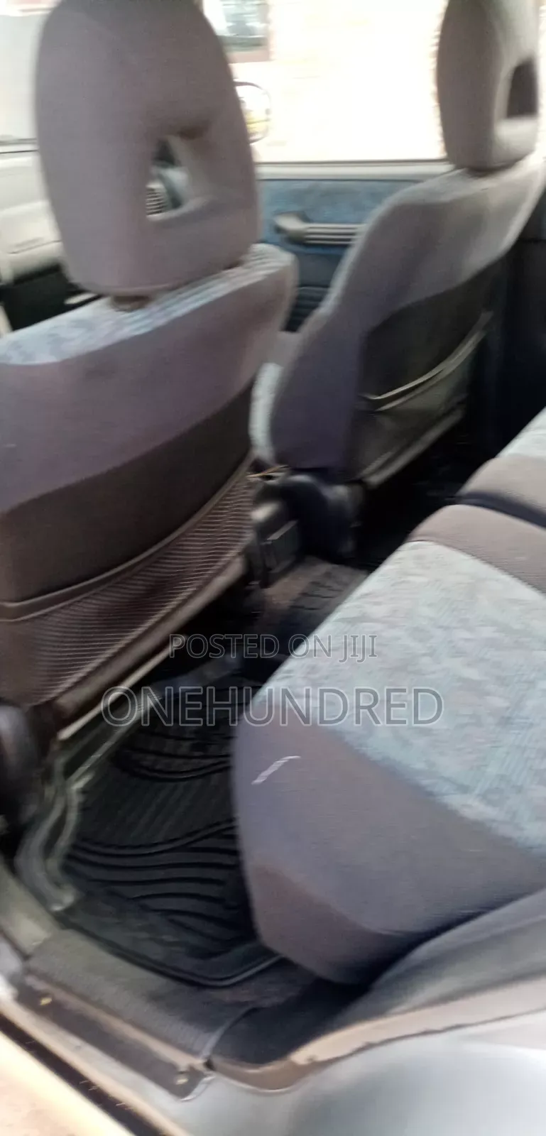 Toyota RAV4 Base 4x4 1999 Silver