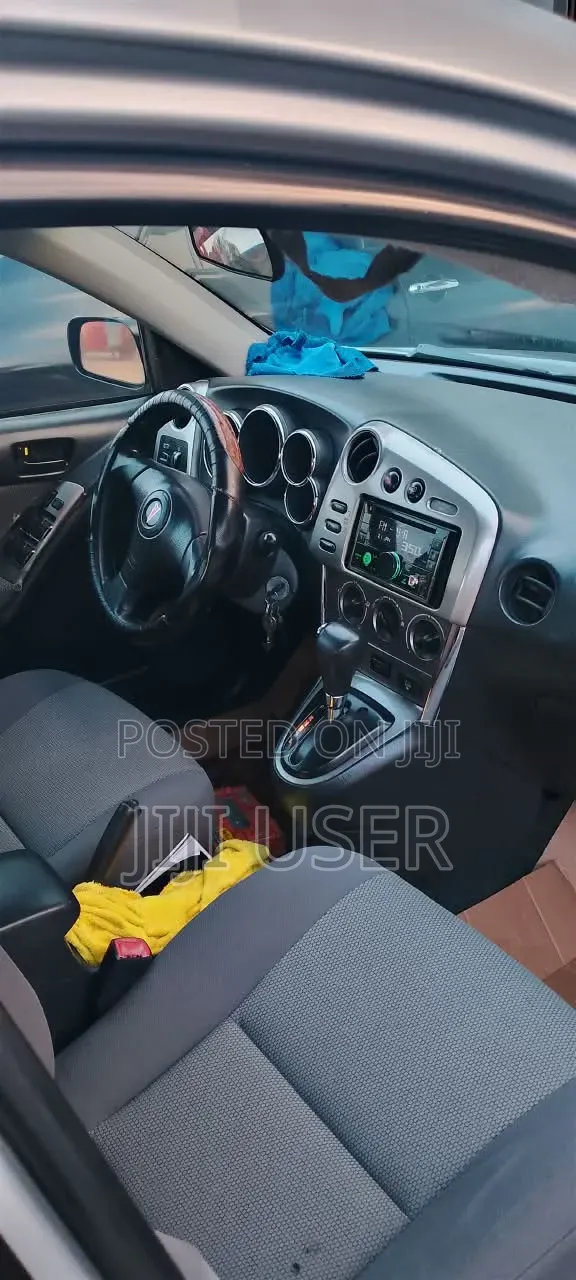 Pontiac Vibe 2008 Gray