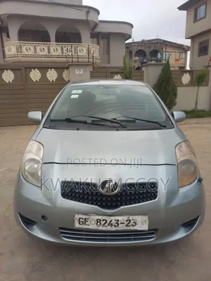 Toyota Vitz 2010 Gray