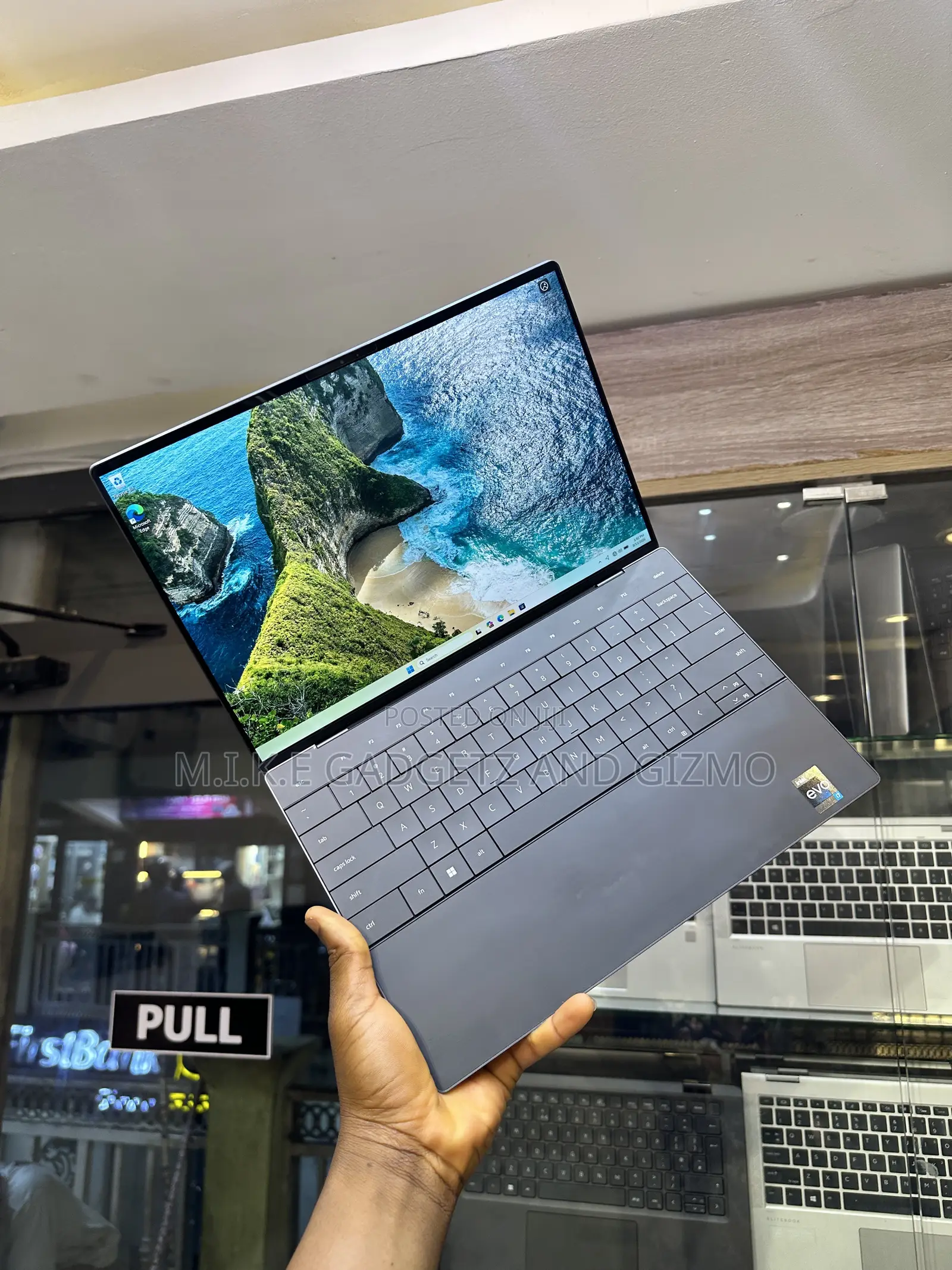 Laptop Dell XPS 13 9320 16GB Intel Core i7 SSD 512GB
