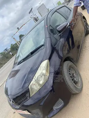 Toyota Vitz 2013 Black
