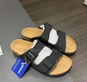 Iconic Birkenstock Arizona Sandal