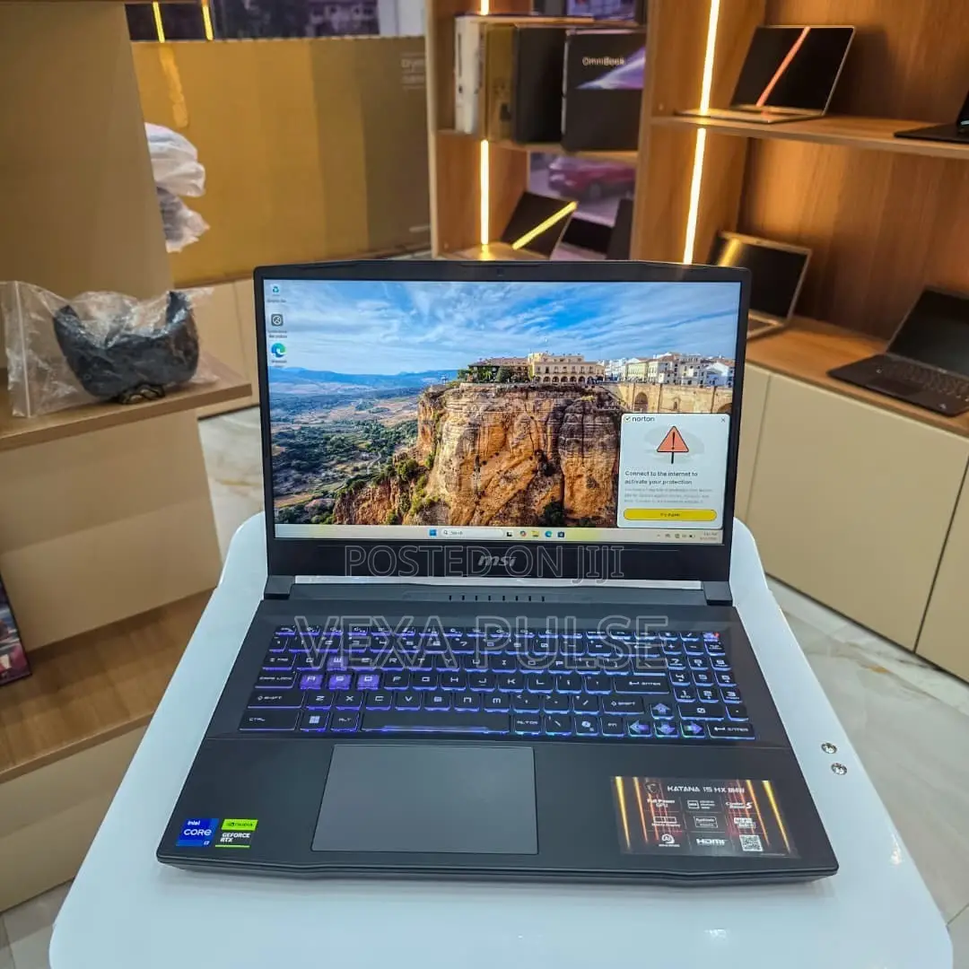 Laptop MSI Katana 15 16GB Intel Core i7 SSD 512GB