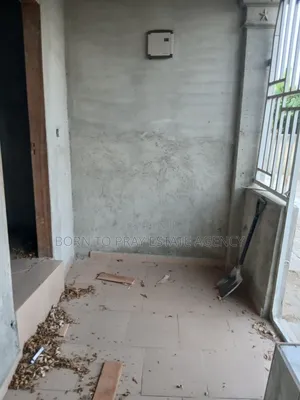 2bdrm Apartment in Born To Pray Estate, Ejisu-Juaben Municipal for rent