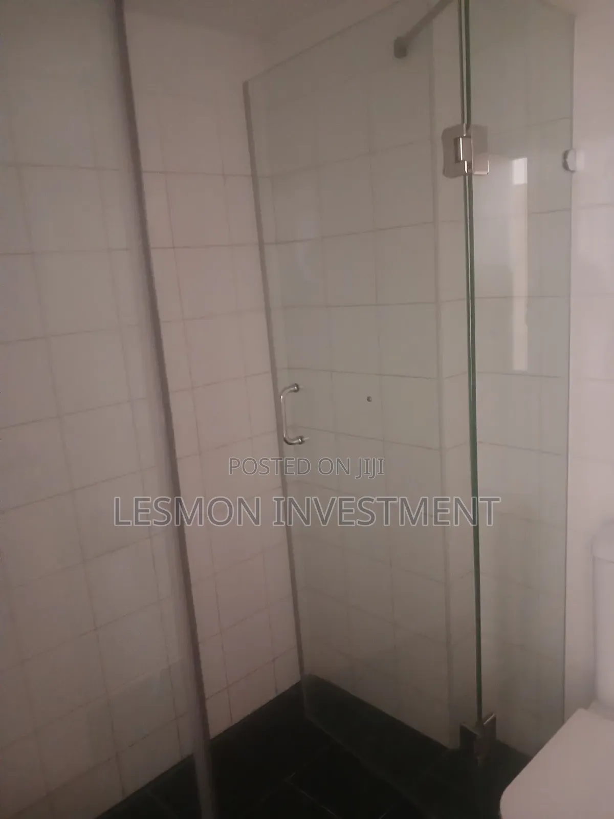 3bdrm Apartment in Lesmon Investment, Bawaleshie for sale