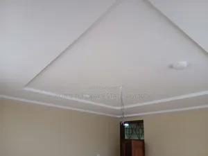 4bdrm House in Born To Pray Estate, Ejisu-Juaben Municipal for sale