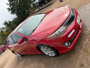Toyota Camry 2014