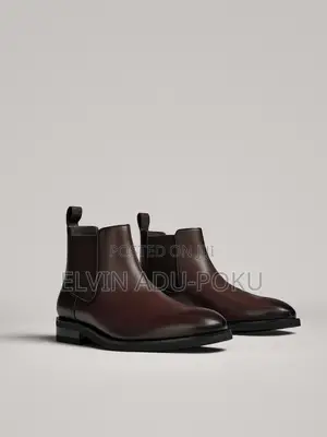 Chelsea High Classic Boots in Different Colours , Swipe >