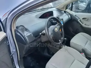 Toyota Vitz 2010 Gray