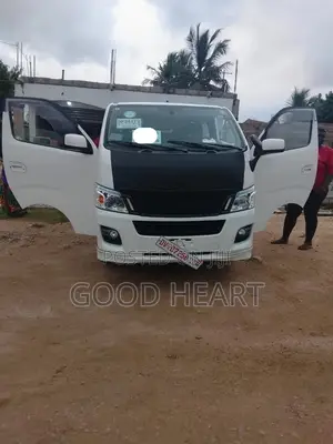 Nissan NV350 2014 White