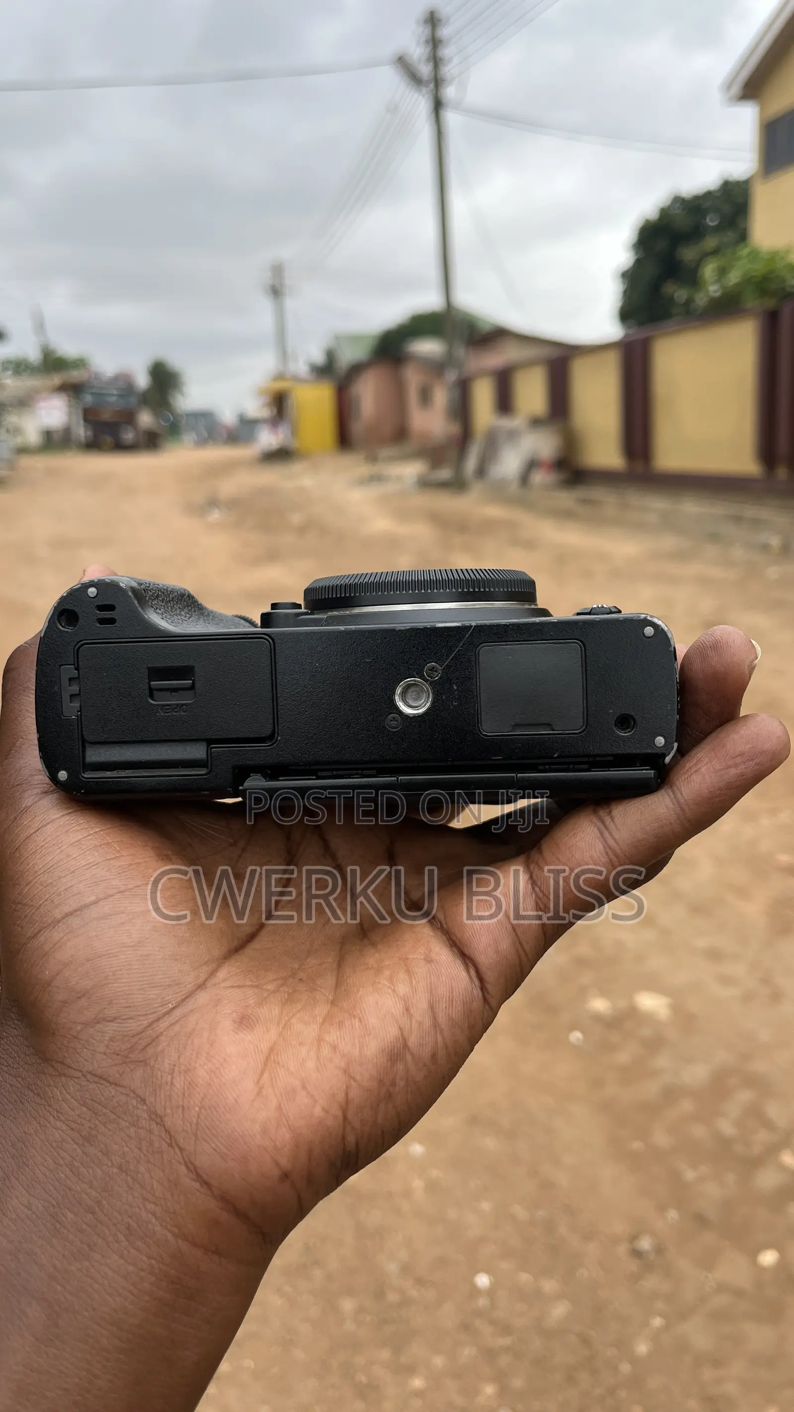 Fuji Xt3 With Lens, Flash and Accessories