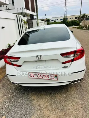 Honda Accord Touring 2.0T 2021 White