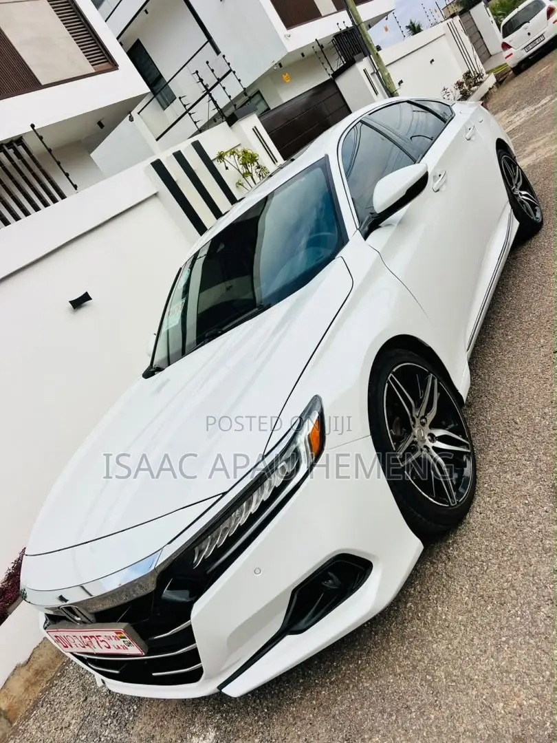 Honda Accord Touring 2.0T 2021 White