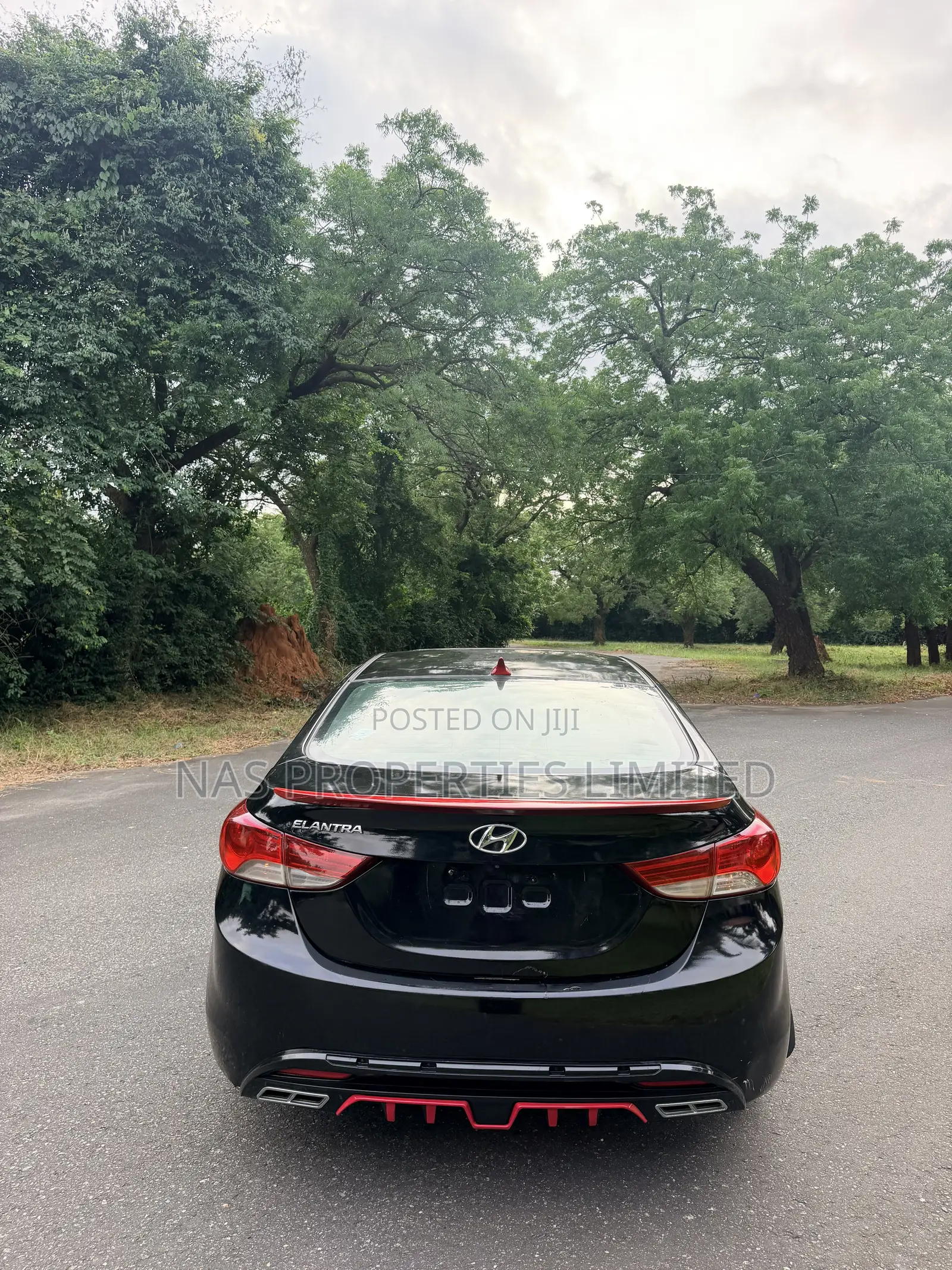 Hyundai Elantra Limited 2012 Black