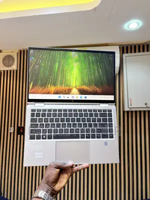 Laptop HP EliteBook x360 1040 G7 32GB Intel Core i7 SSD 512GB