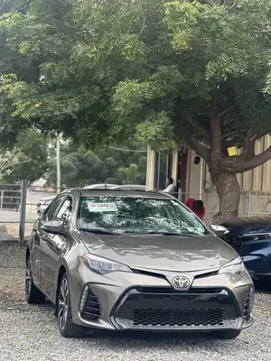 Toyota Corolla XSE (1.8L 4cyl 2A) 2018