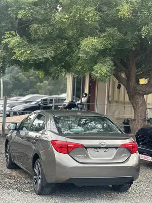 Toyota Corolla XSE (1.8L 4cyl 2A) 2018