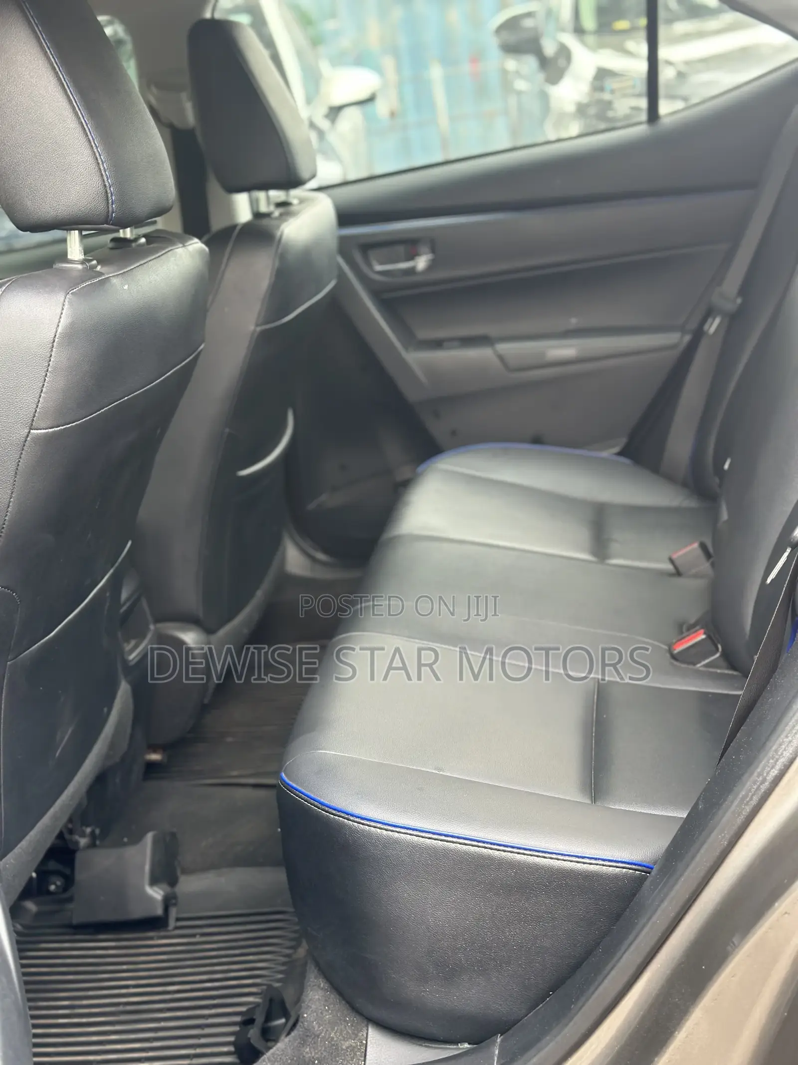 Toyota Corolla XSE (1.8L 4cyl 2A) 2018